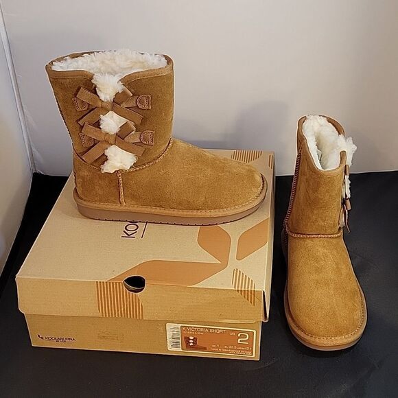 BRAND NEW KOOLABURRA BY UGG VICTORIA SHORT GIRL BOOT - Picture 16 of 16